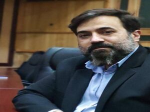 رسانه‌های انقلابی نیازمند حمایت جدی هستند/ تناقض در رفتار و گفتار مسئولین هنگام برخورد با رسانه ها