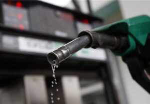 آب پاکی روی  تمام گمانه زنی ها در خصوص افزایش قیمت بنزین
