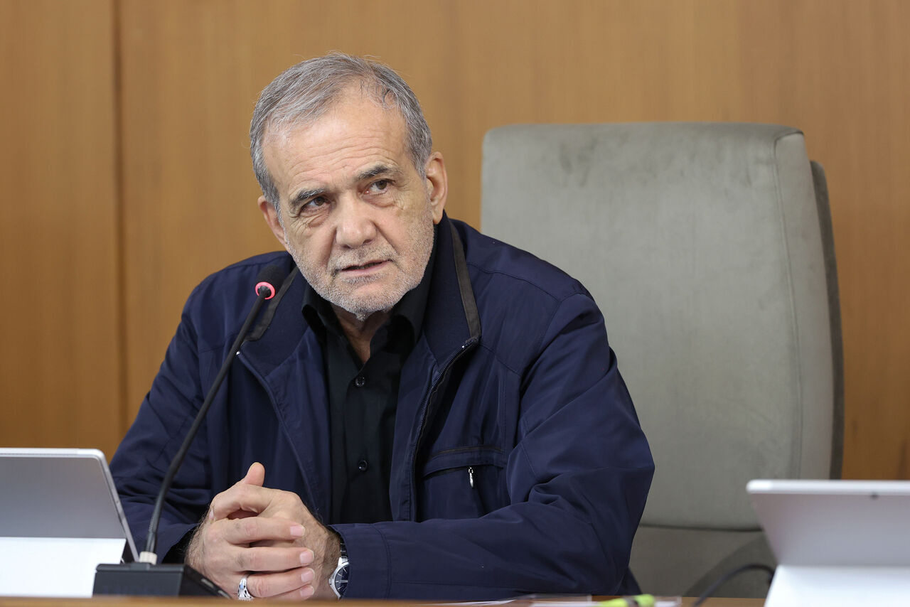 از خیابان‌های آبی دوحه تا کولرهای خاموش کرمانشاه: عقب‌گرد در گفتار یا واقع‌گرایی سیاسی؟