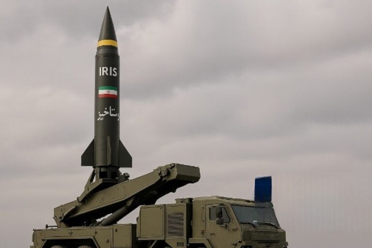 «رستاخیز» در راه است؛ ایران آماده رونمایی از موشک بالستیک با کلاهک EMP
